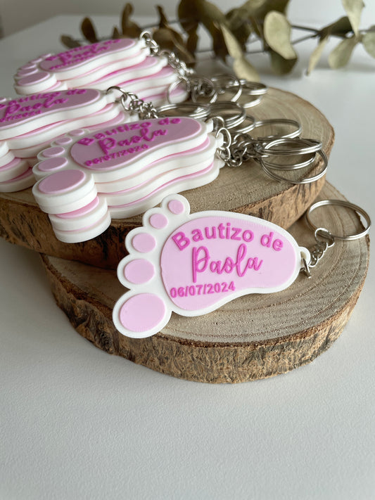 Recuerdo de bautizo en forma de pie personalizado (en imán o llavero)