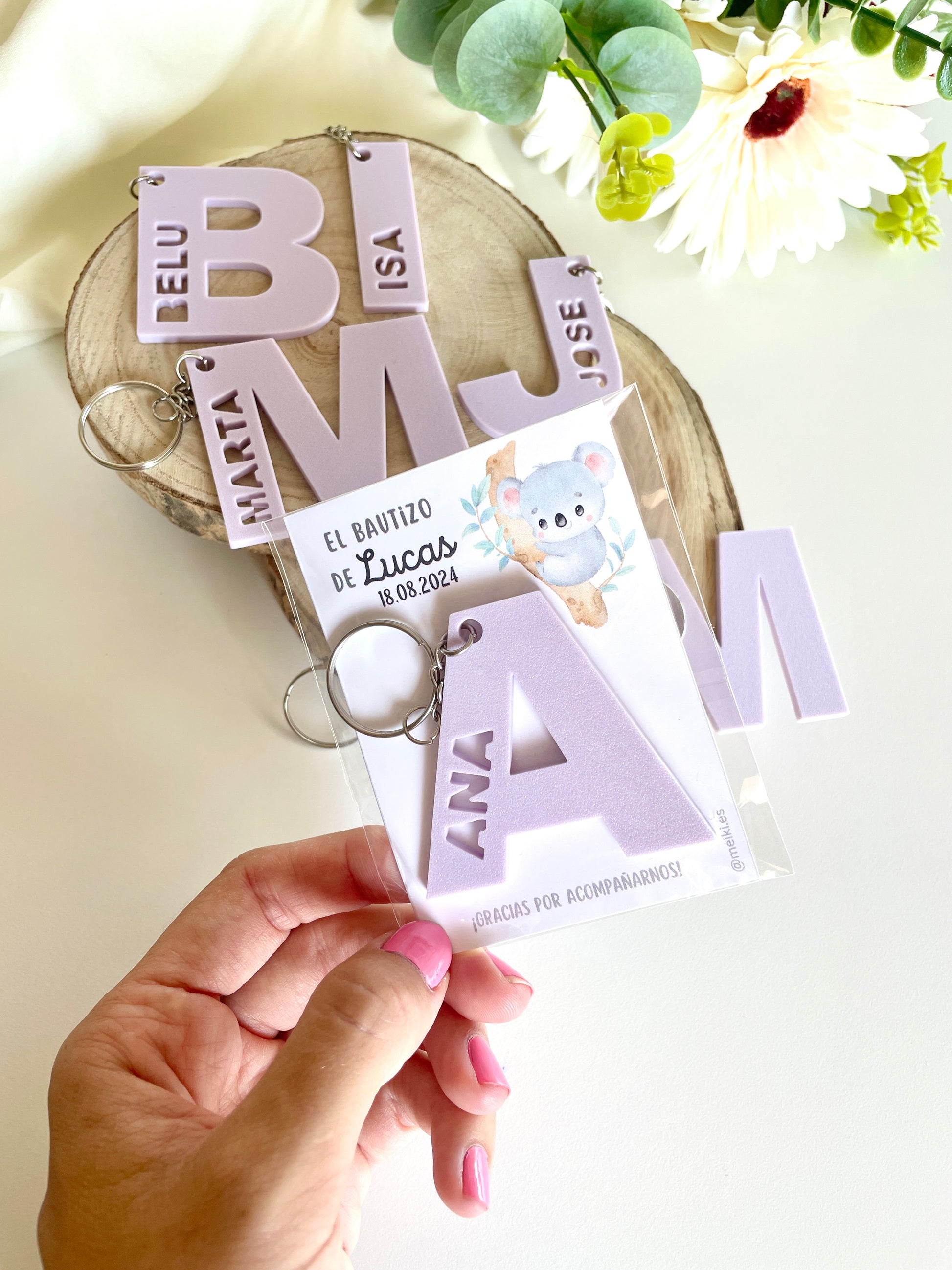 Llavero con inicial y nombre bautizo – - Main Image