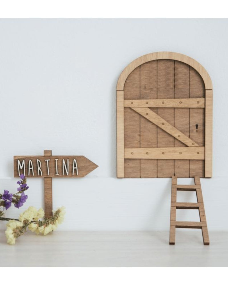 Puerta de Ratoncito Pérez personalizada en madera